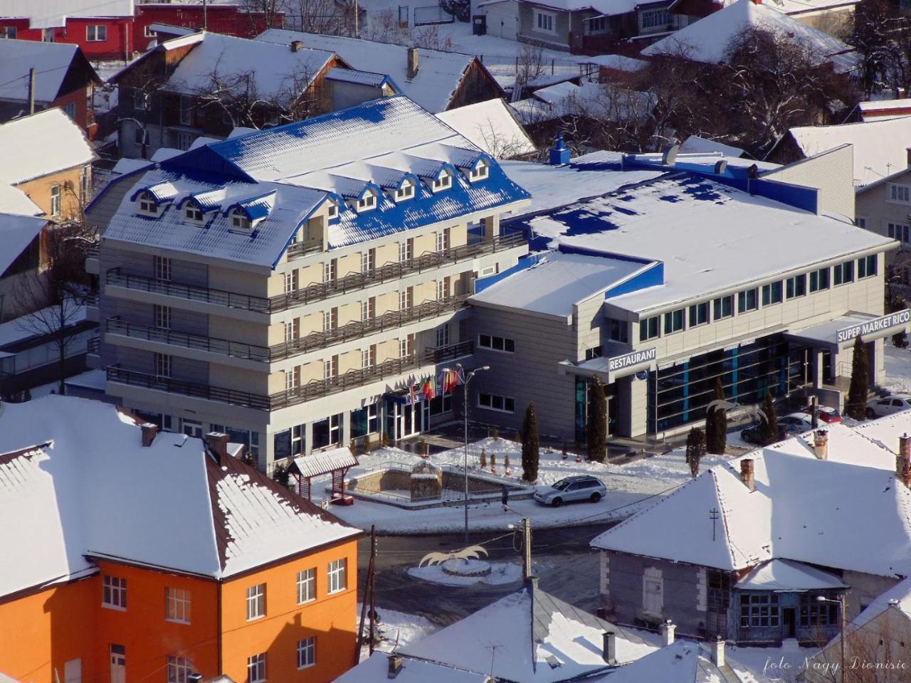 Hotel Ineul Rodna מראה חיצוני תמונה