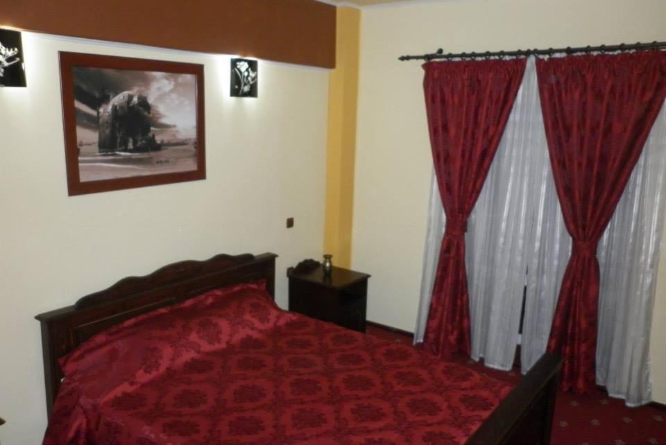 Hotel Ineul Rodna מראה חיצוני תמונה